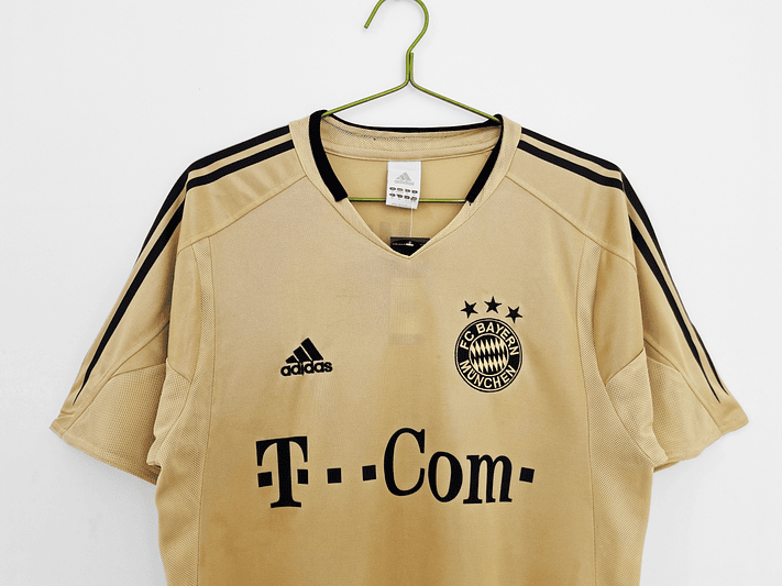 Bayern Munich 2004/05 (Away Kit) 9