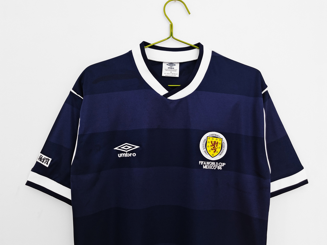 Escocia 1986/88 (Home Kit) 3