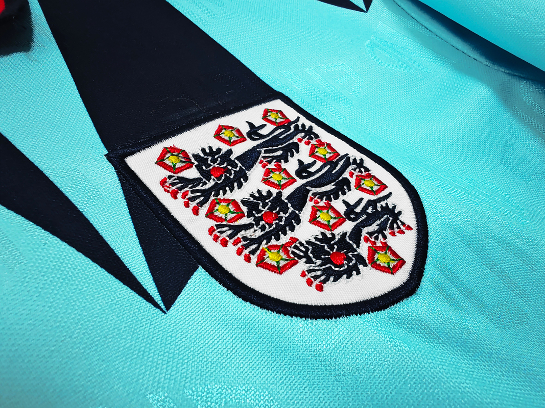 Inglaterra 1992 (Third Kit) 4