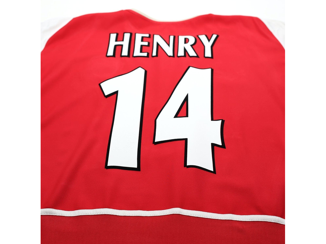 Arsenal 2002/04 (Home kit) 3