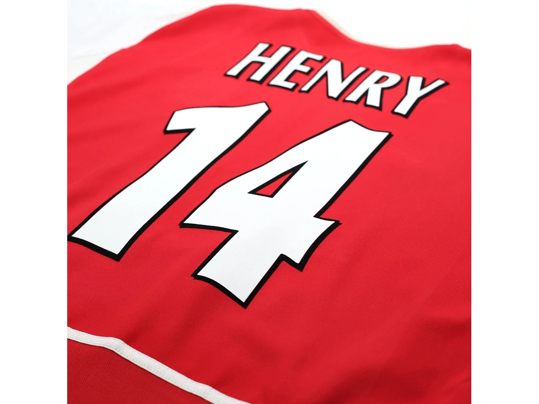 Arsenal 2002/04 (Home kit) 4