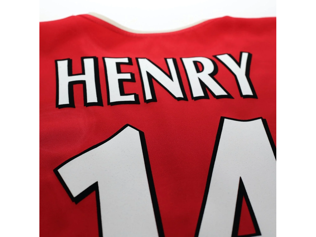 Arsenal 2002/04 (Home kit) 5