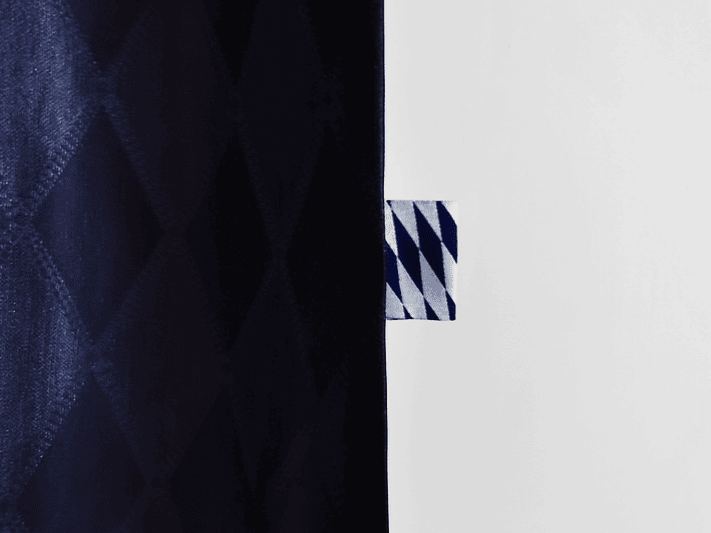 Bayern Munich 1997/99 (Away Kit) 8