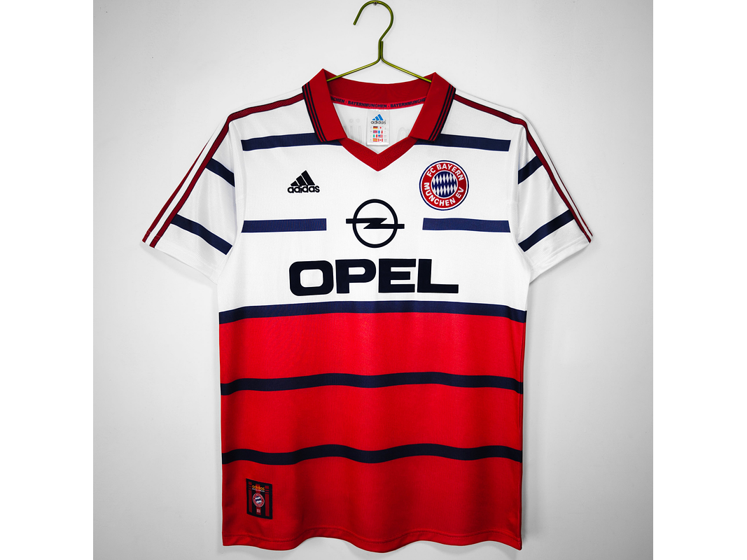Bayern Munich 1998/00 (Home Kit) 1