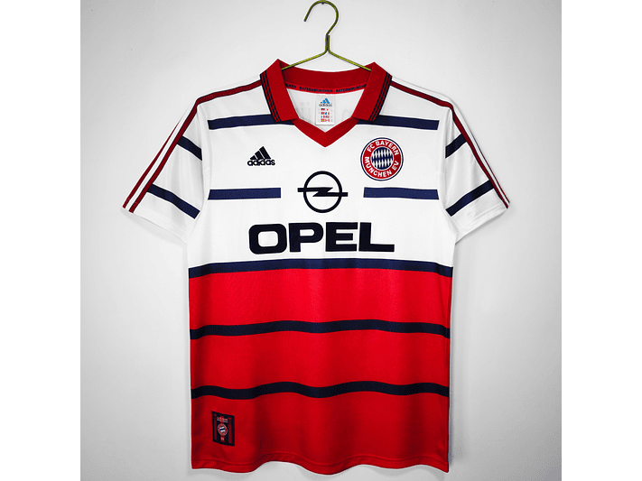 Bayern Munich 1998/00 (Home Kit) 1