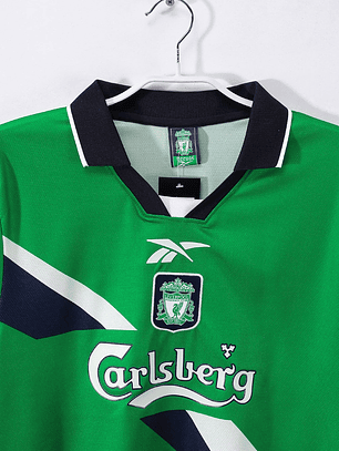 Liverpool 1999/00 (Away Kit)