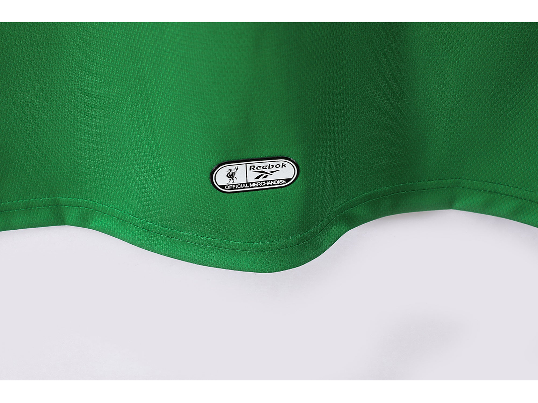 Liverpool 1999/00 (Away Kit) 3