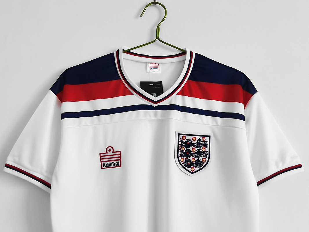 Inglaterra 1982 (Home Kit) 2