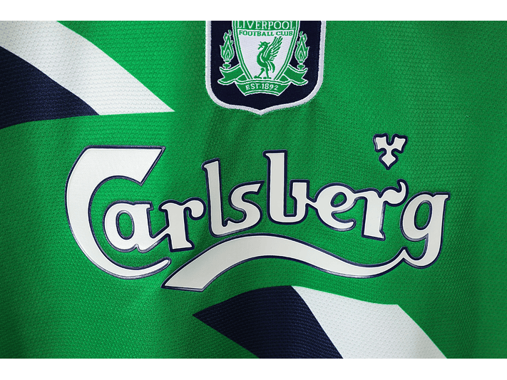 Liverpool 1999/00 (Away Kit) 9