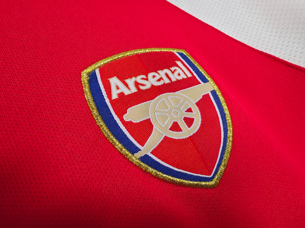 Arsenal 2002/04 (Home kit) 9