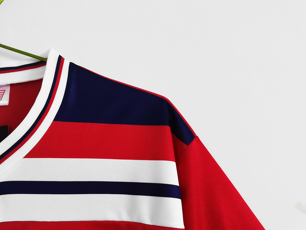 Inglaterra 1982 (Away Kit) 8