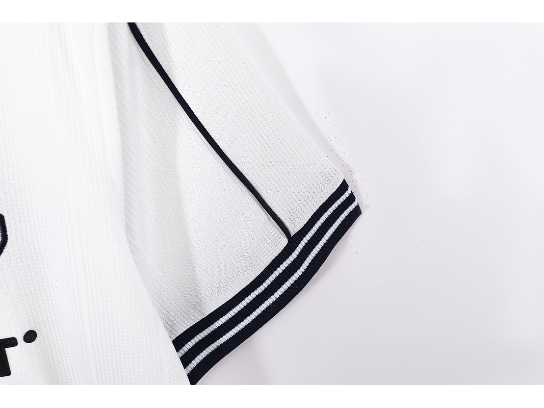 Tottenham Hotspur 1997/99 (Home Kit) 3