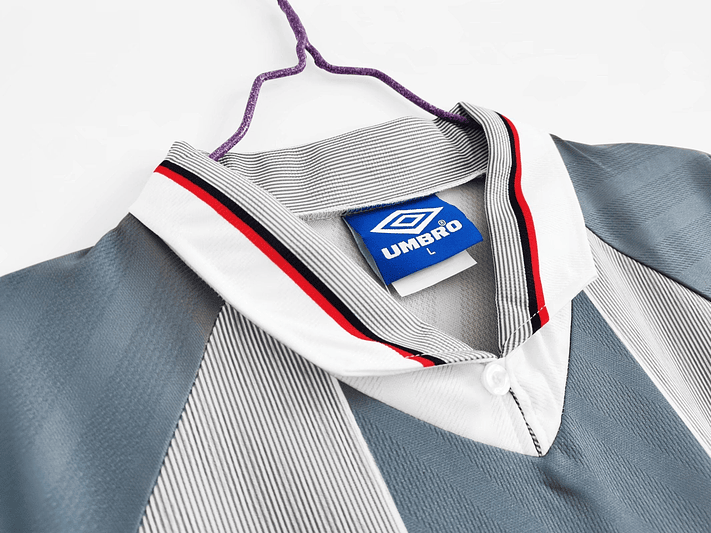 Inglaterra 1996 (Away Kit) 3