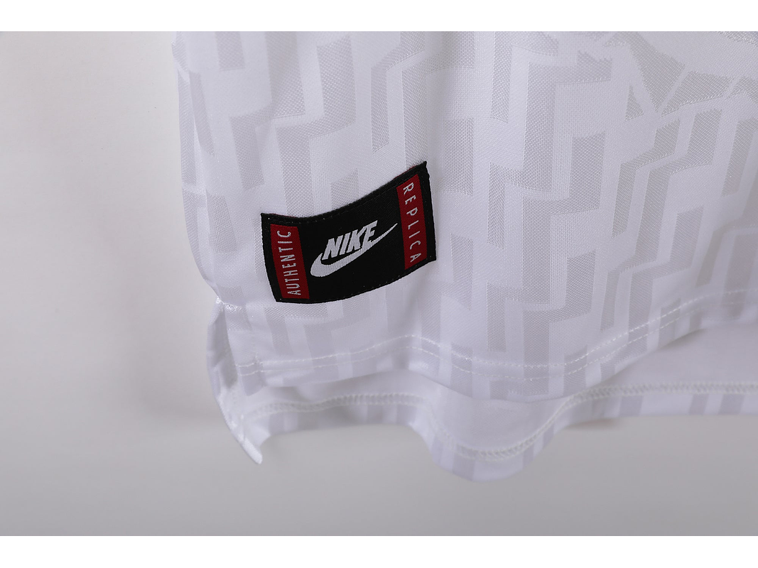 Italia 1995 (Away Kit) 4