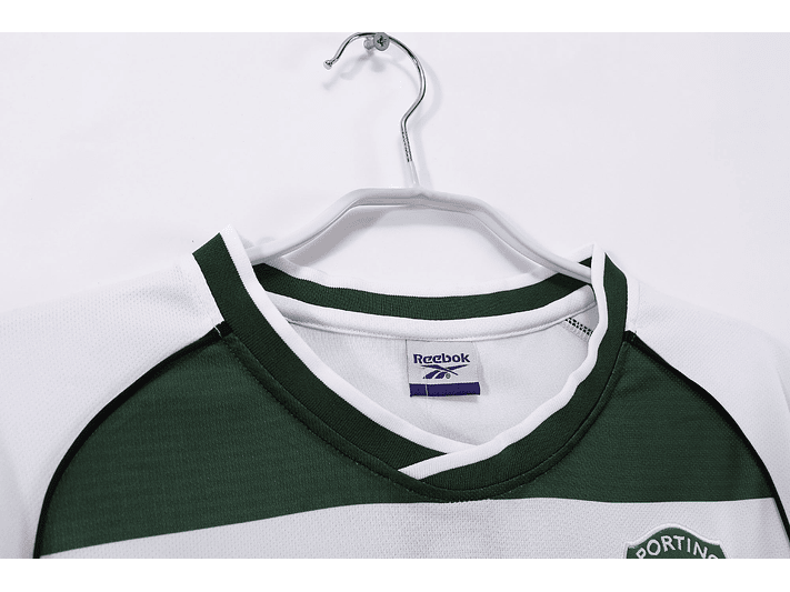 Sporting Lisboa 2001/03 (Home Kit - Long Sleeve) 4