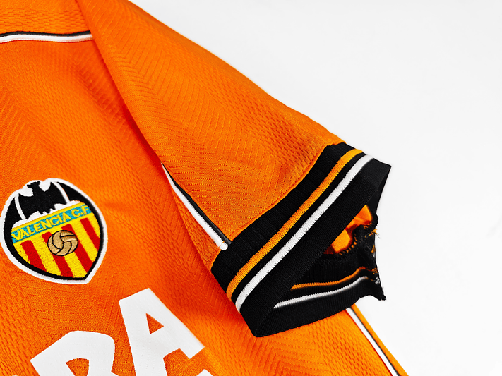 Valencia 1999/00 (Away Kit) 5
