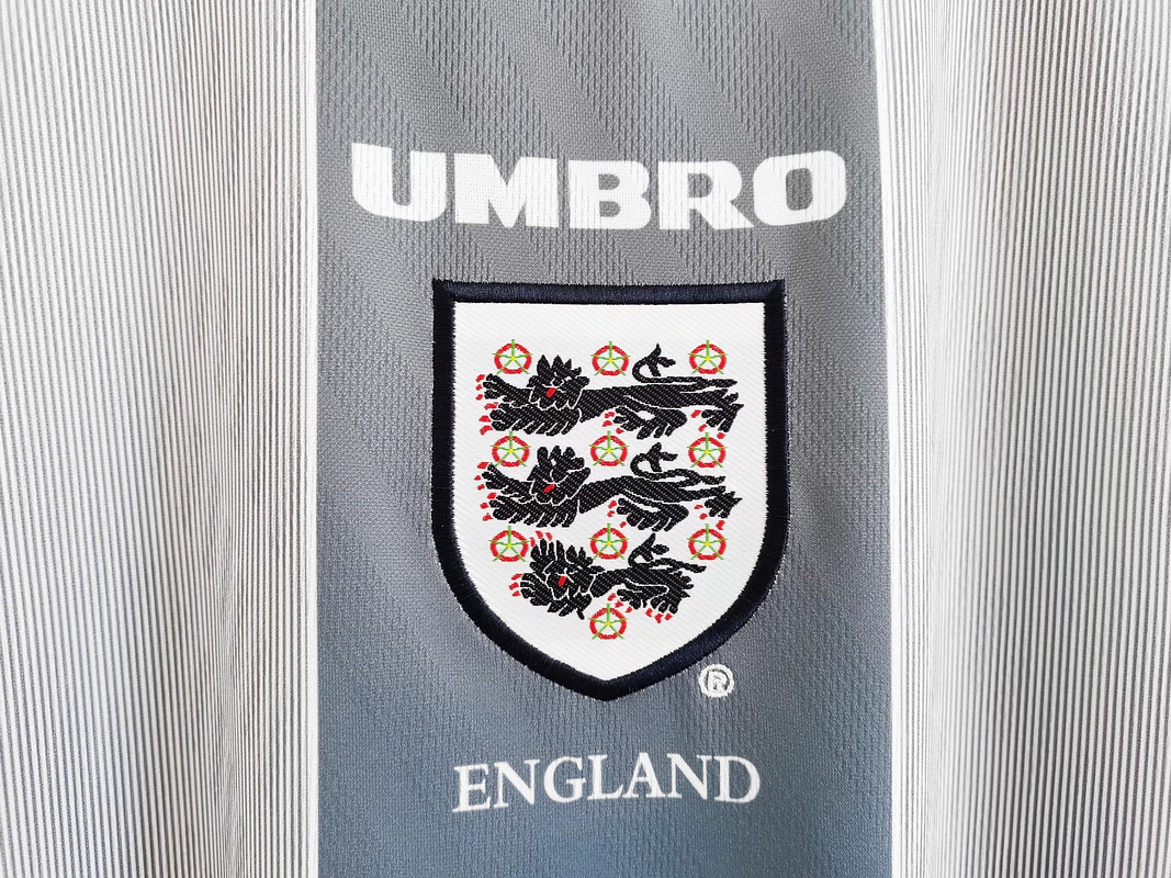 Inglaterra 1996 (Away Kit) 8
