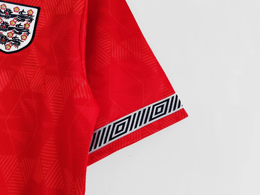 Inglaterra 1990/92 (Third Kit - Red) 5