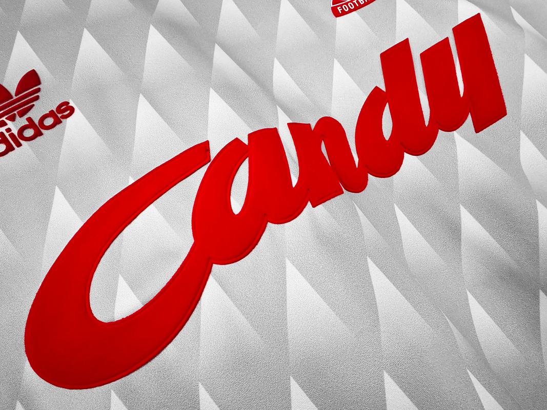 Liverpool 1989/91 (Third Kit) 6