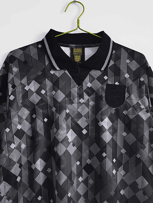 Inglaterra 1990/92 (Third Kit - Black)