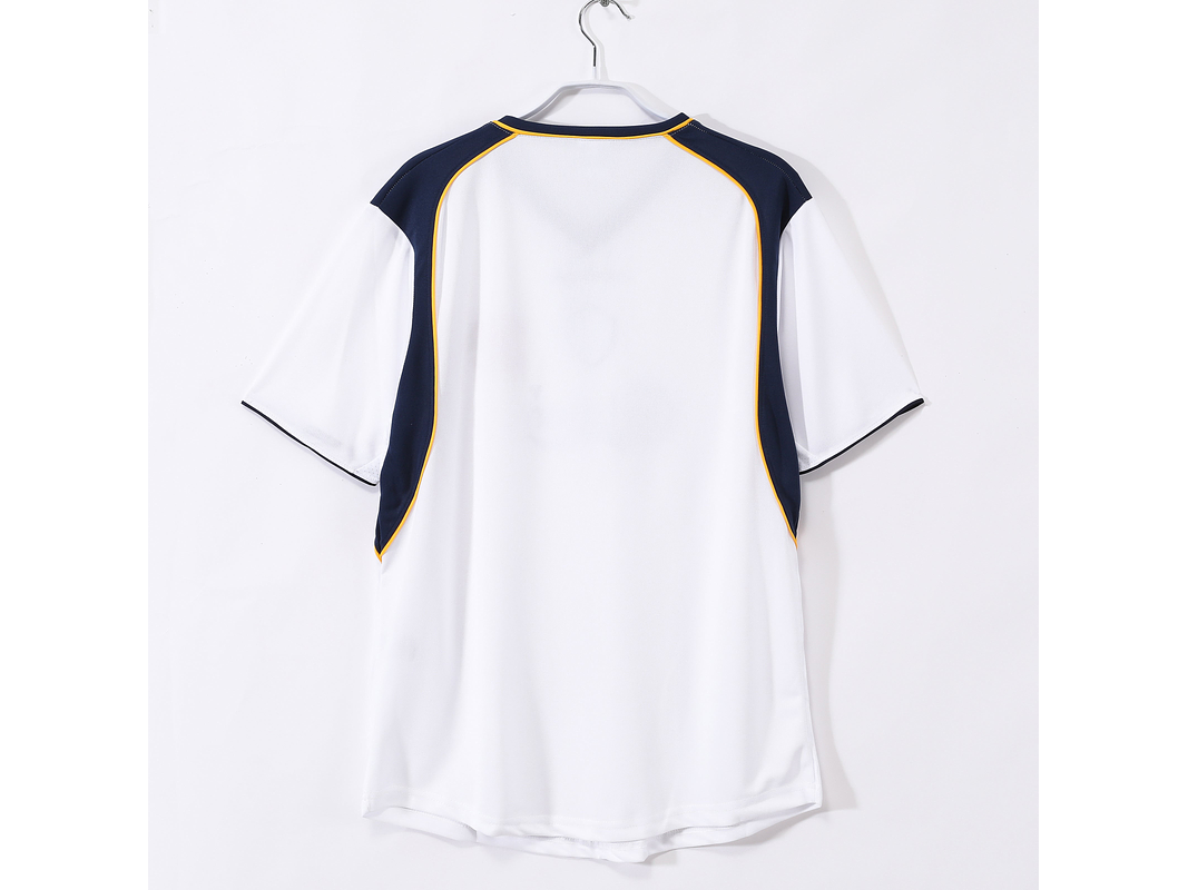 Liverpool 2001/02 (Away Kit) 9