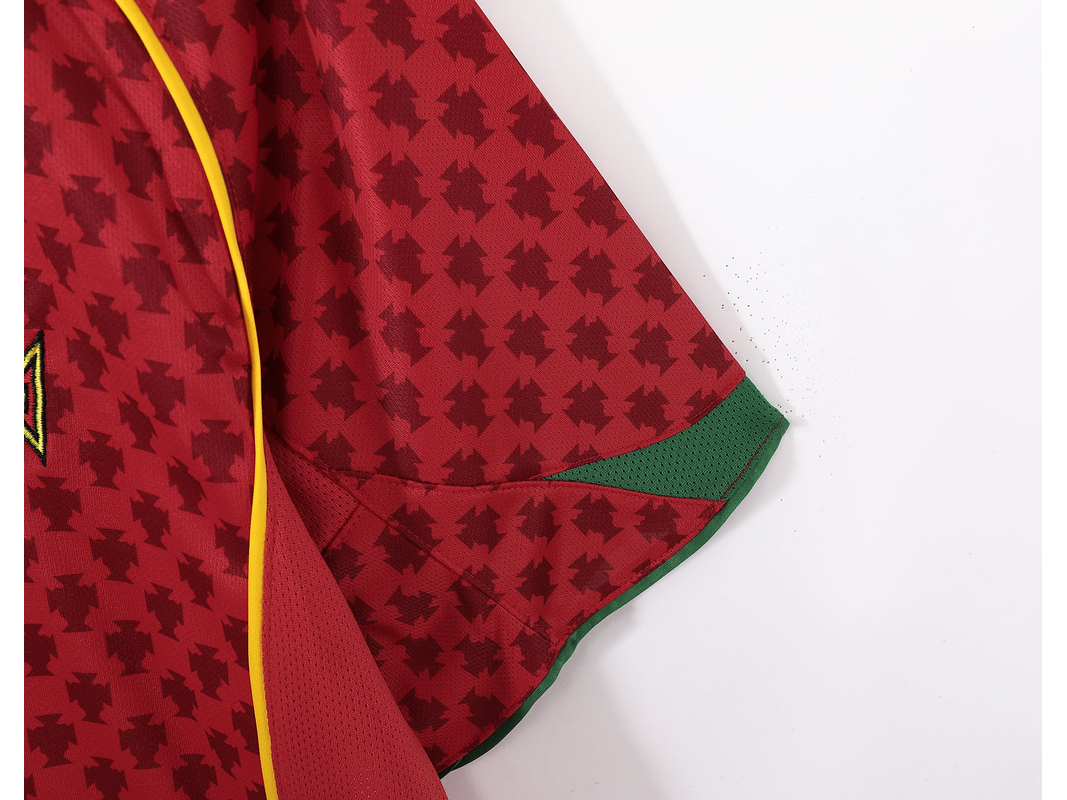 Portugal 2004 (Home Kit) 4