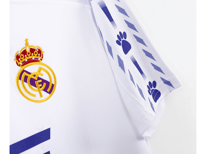Real Madrid 1996/97 (Home Kit) 3