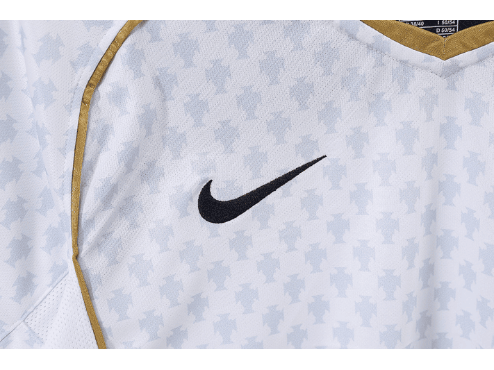 Portugal 2004 (Away Kit) 6