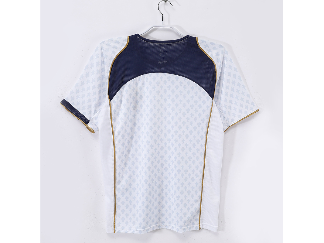 Portugal 2004 (Away Kit) 7
