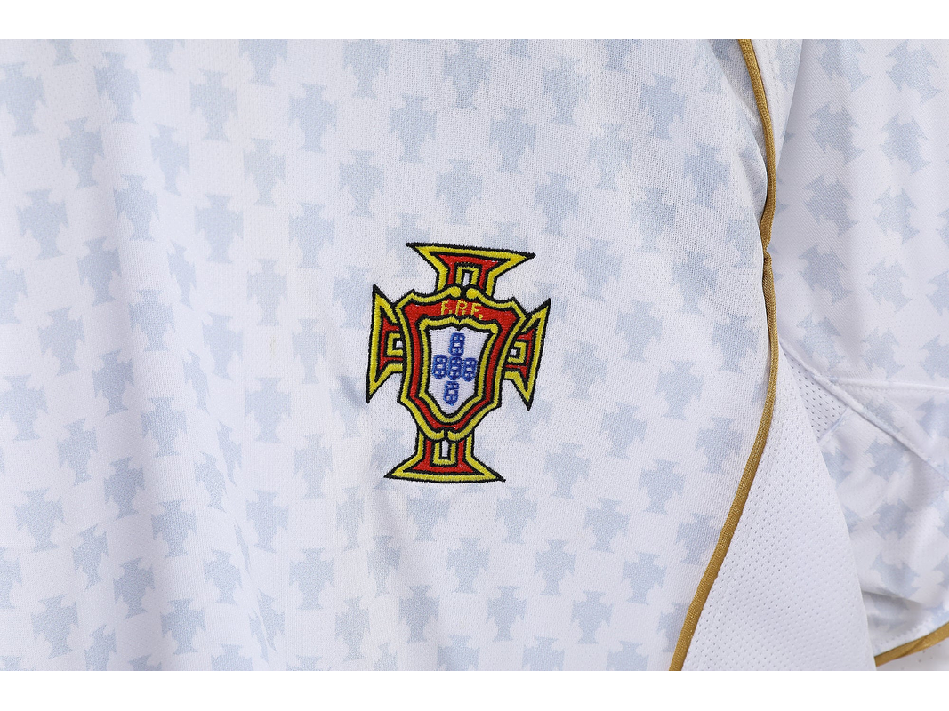 Portugal 2004 (Away Kit) 8