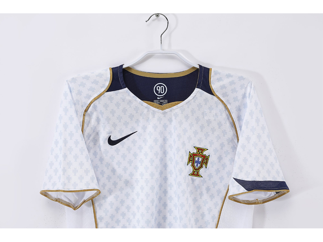 Portugal 2004 (Away Kit) 10