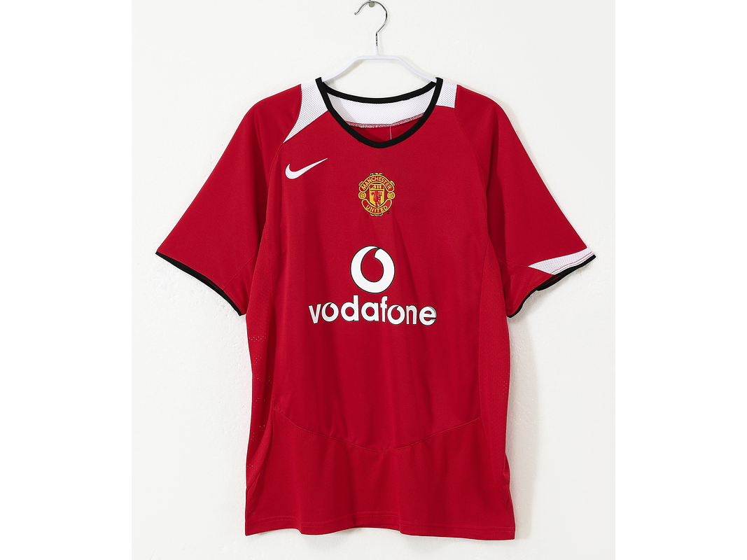 Manchester United 2004/06 (Home Kit) 1