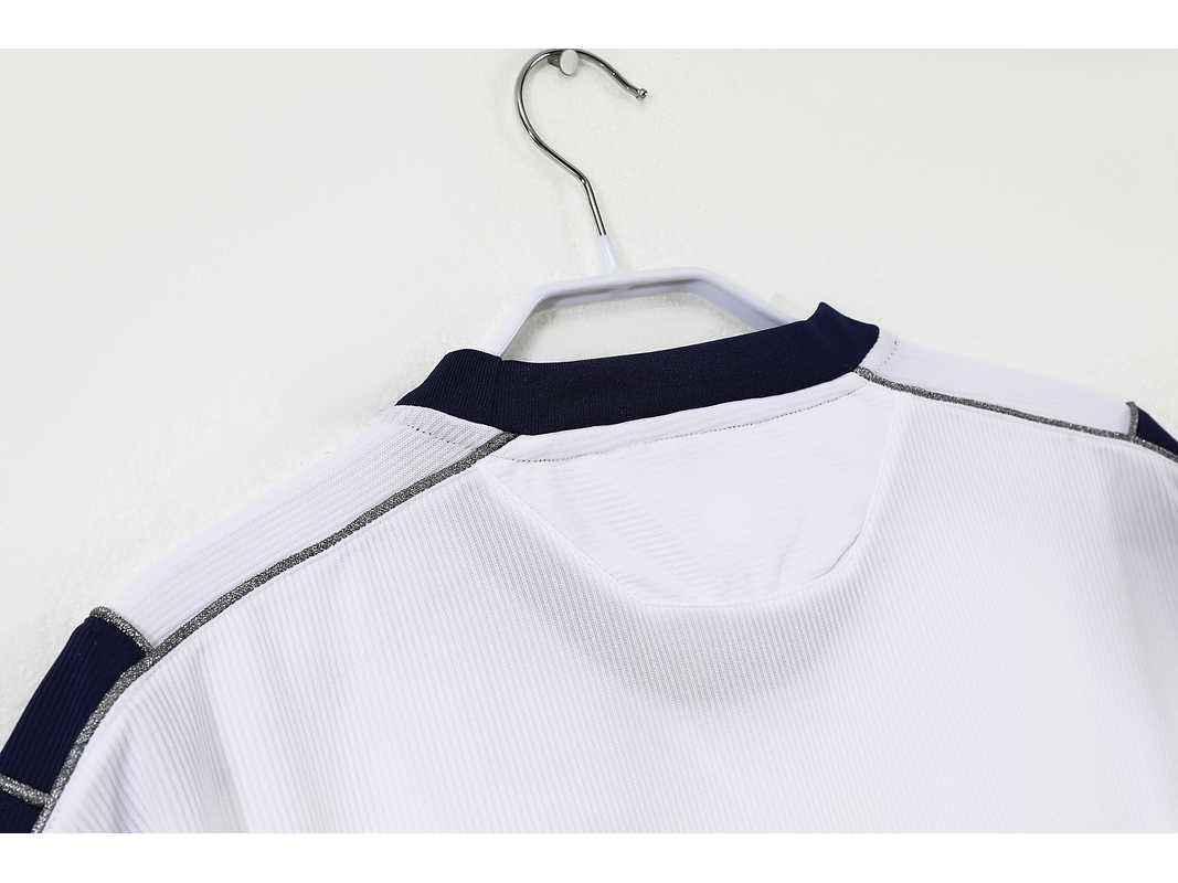 Manchester United 2000/2001 (Away Kit) 7