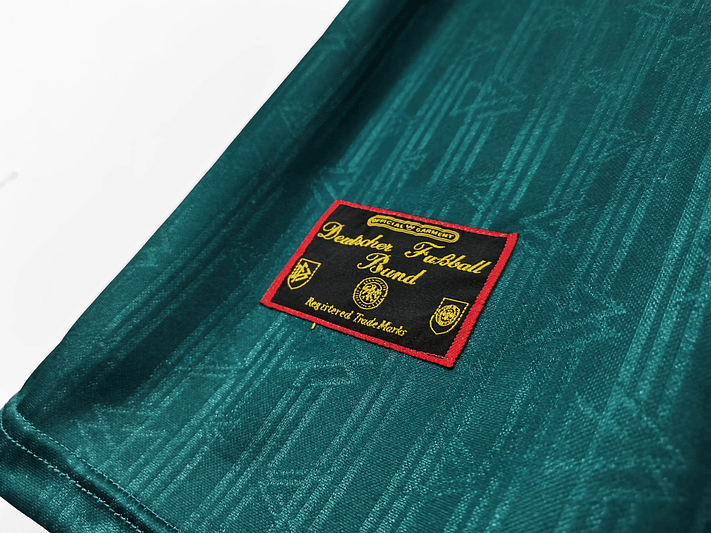 Alemania 1996 (Away Kit) 5