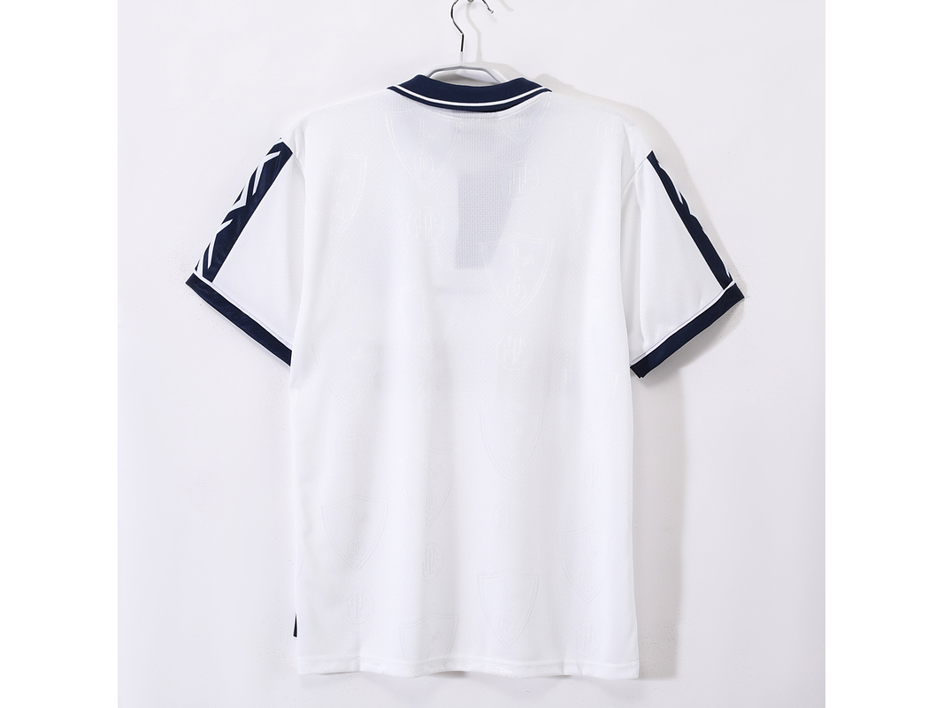 Tottenham Hotspur 1995/97 (Home Kit) 7