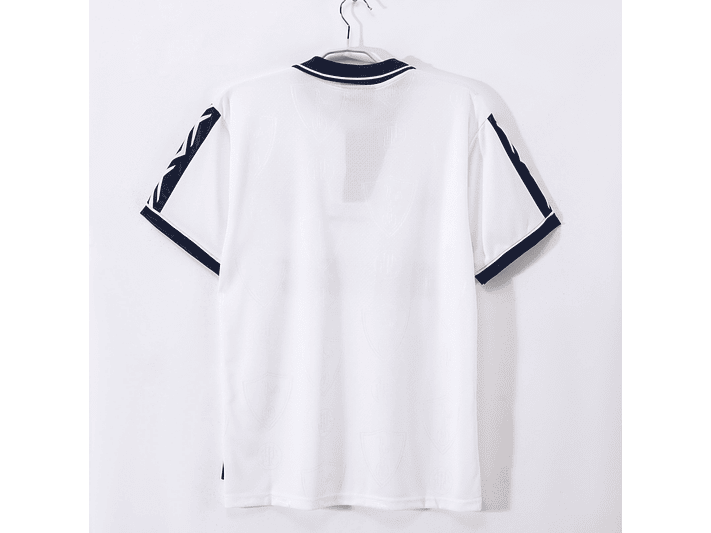 Tottenham Hotspur 1995/97 (Home Kit) 7