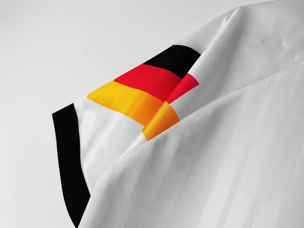 Alemania 1992 (Home Kit) 3
