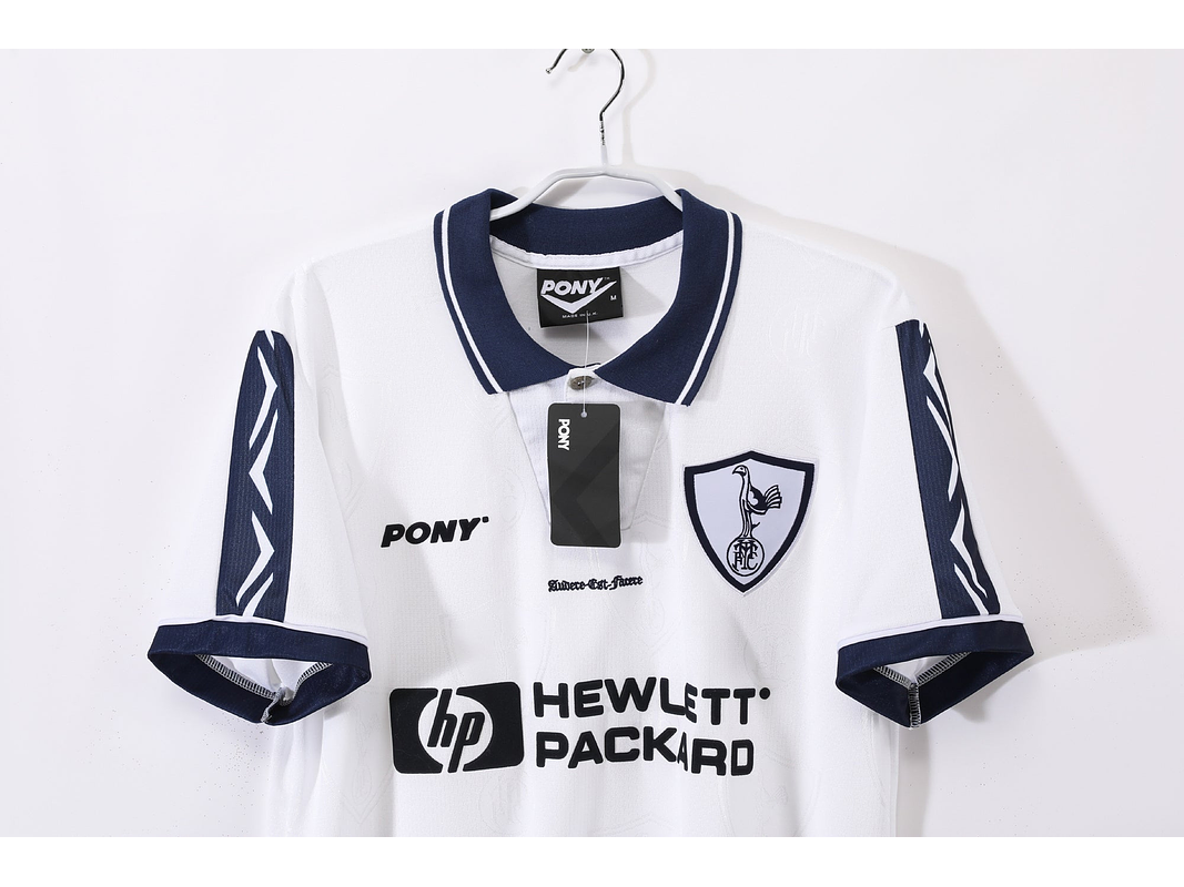 Tottenham Hotspur 1995/97 (Home Kit) 10