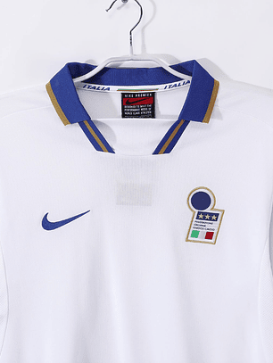 Italia 1996 (Away Kit)