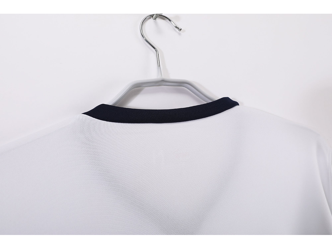 Tottenham Hotspur 2008/09 (Home Kit) 10