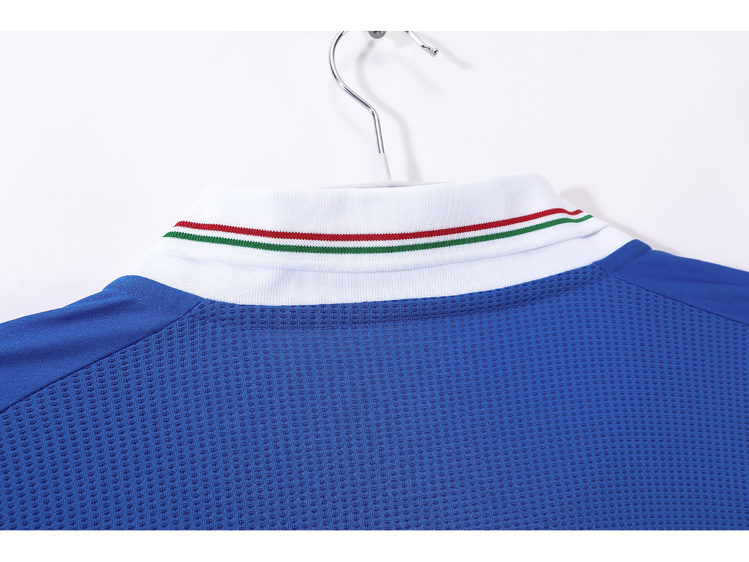 Italia 2012 (Home Kit) 8