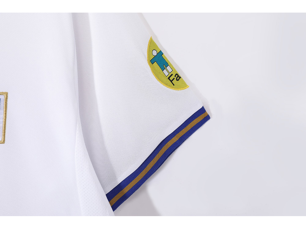 Italia 1996 (Away Kit) 6