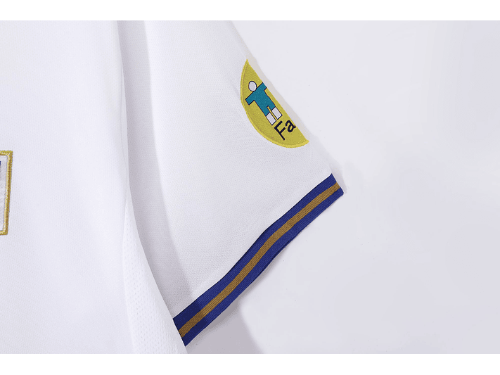 Italia 1996 (Away Kit) 6