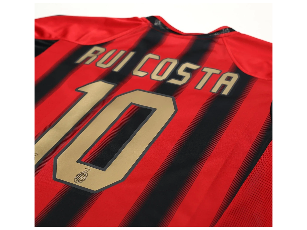 Milan 2004/05 (Home Kit) 4