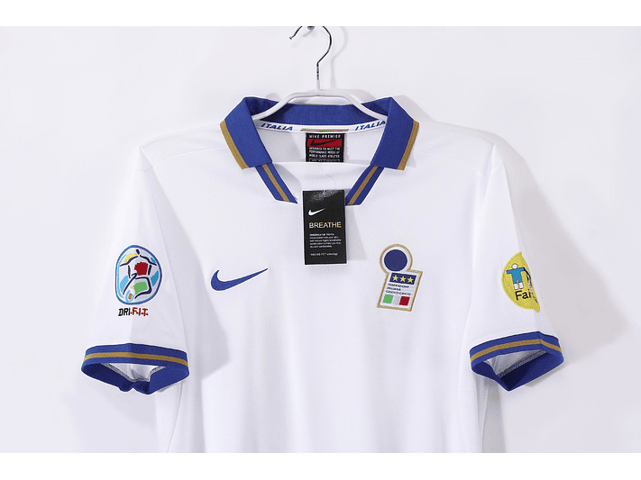 Italia 1996 (Away Kit) 9