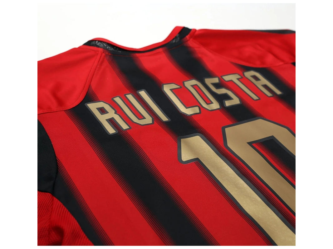 Milan 2004/05 (Home Kit) 5