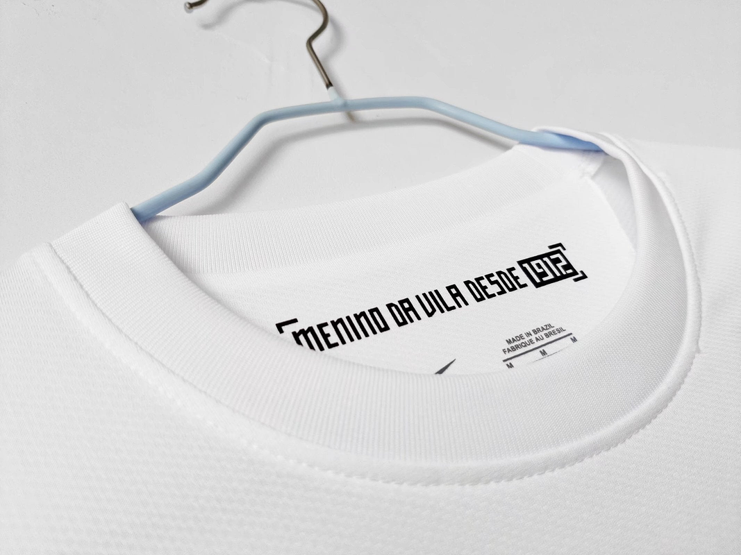 Santos 2013 (Home Kit) 12