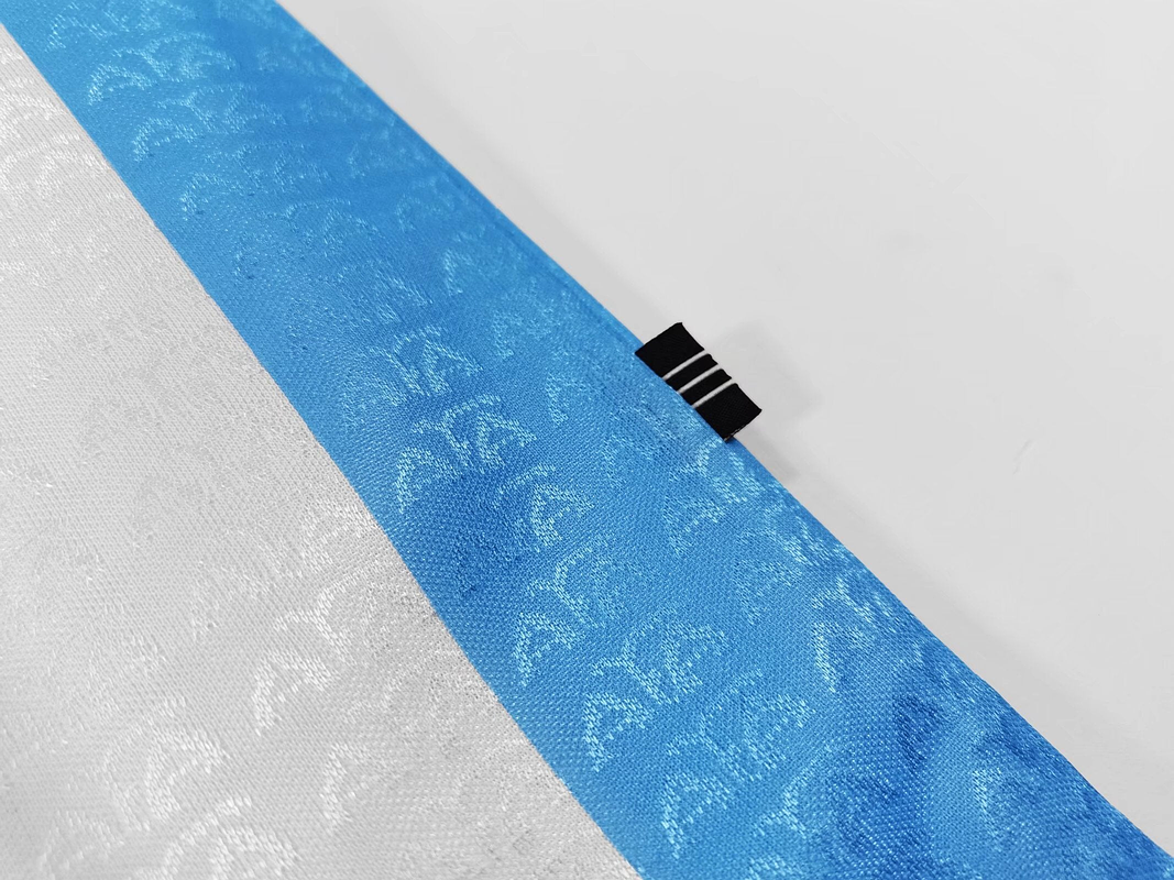 Argentina 1996/97 (Home Kit) 5