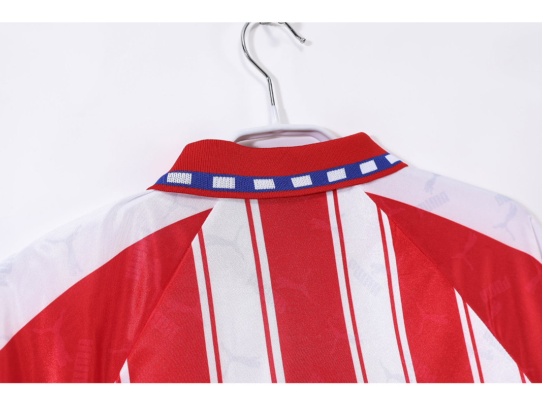 Atlético de Madrid 1994/95 (Home Kit) 5