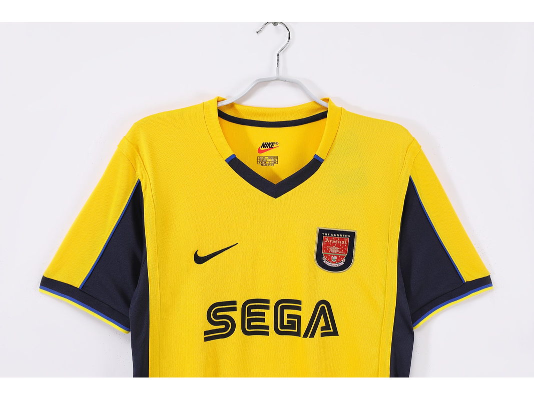 Arsenal 2000/01 (Away Kit) 2